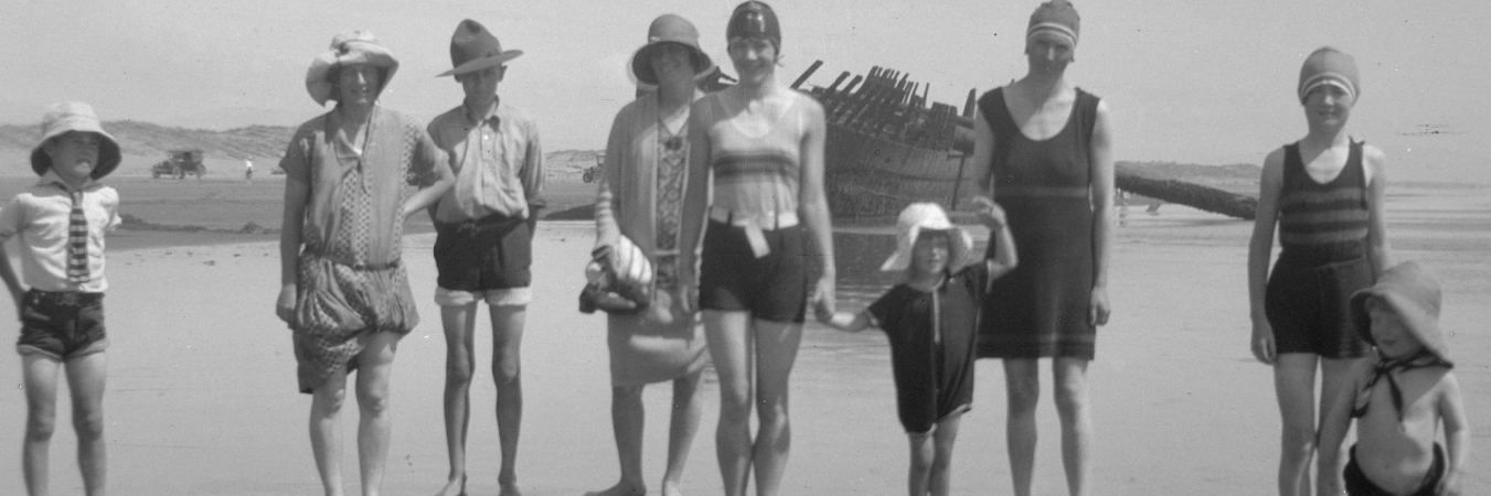 Hydrabad in backgound Leslie Adkin circa 1931
